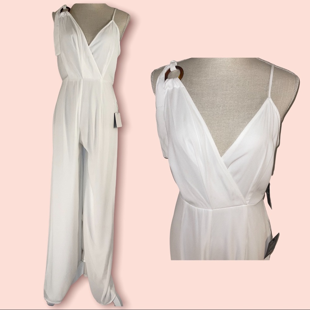 Lulu’s - Pant Jumpsuit - NWT!! - White - Size M